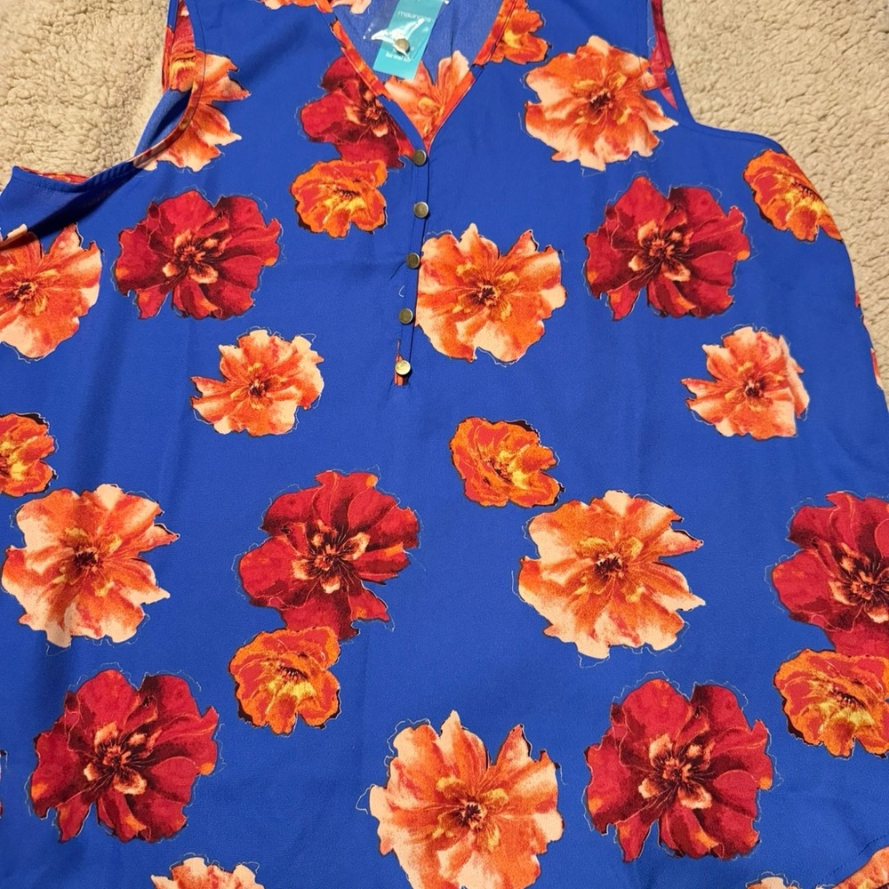 NWT Maurice’s top size XXL